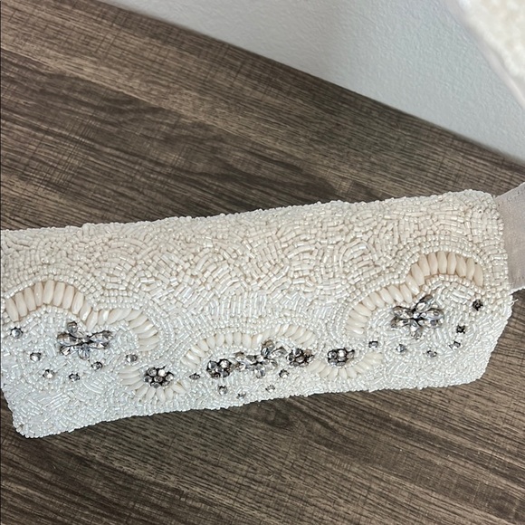 Lulu | Beaded Bag w/ Rhinestone Embellishments 🤍 - Picture 8 of 13